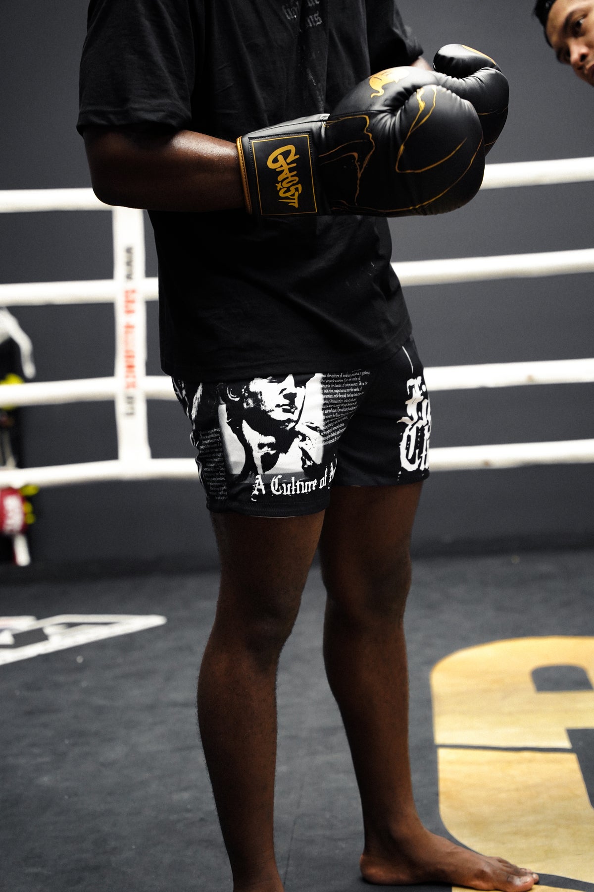 'FIGHT CLUB' BLACK/WHITE REVERSIBLE SHORT - MID THIGH
