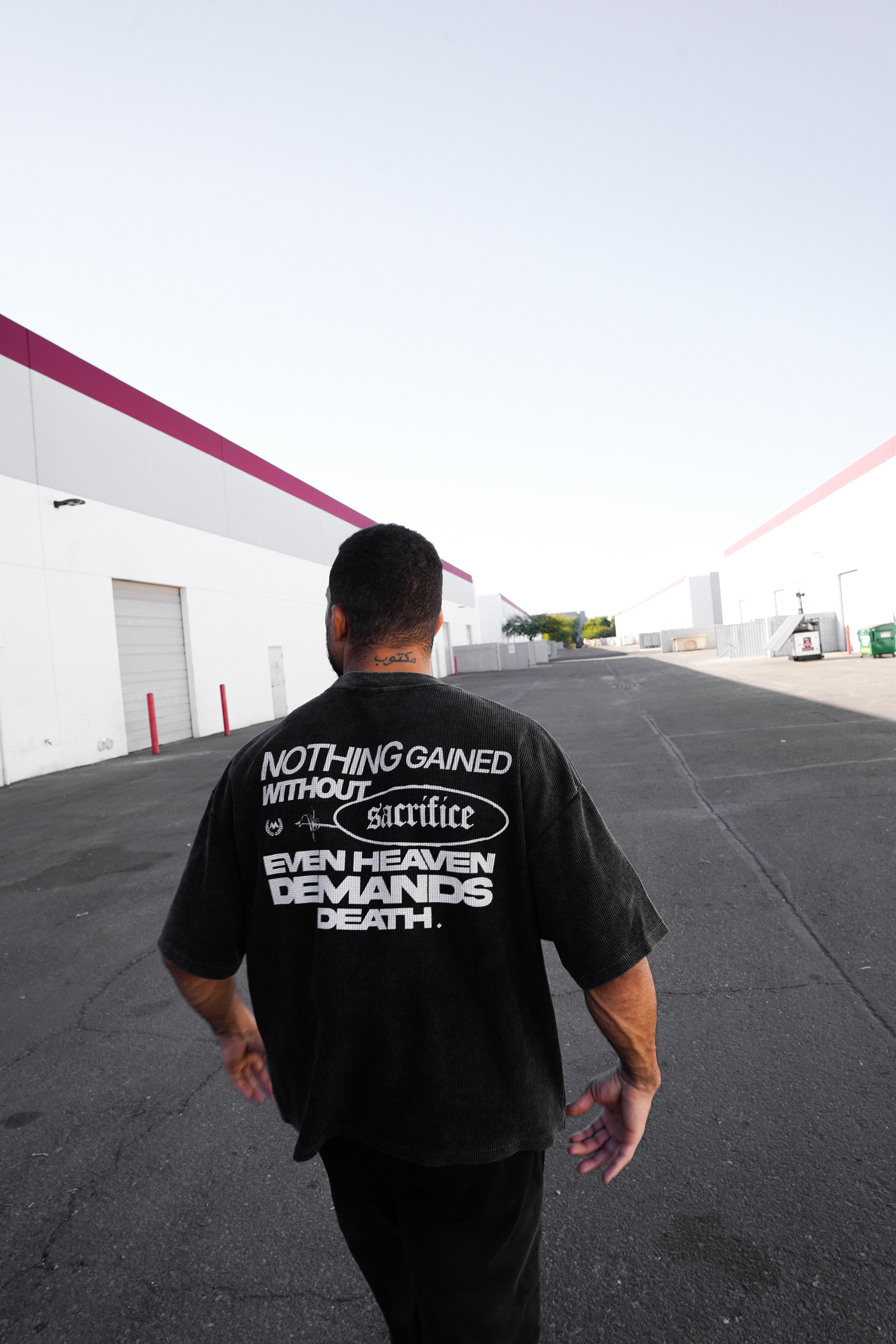 SACRIFICE VINTAGE WAFFLE TEE