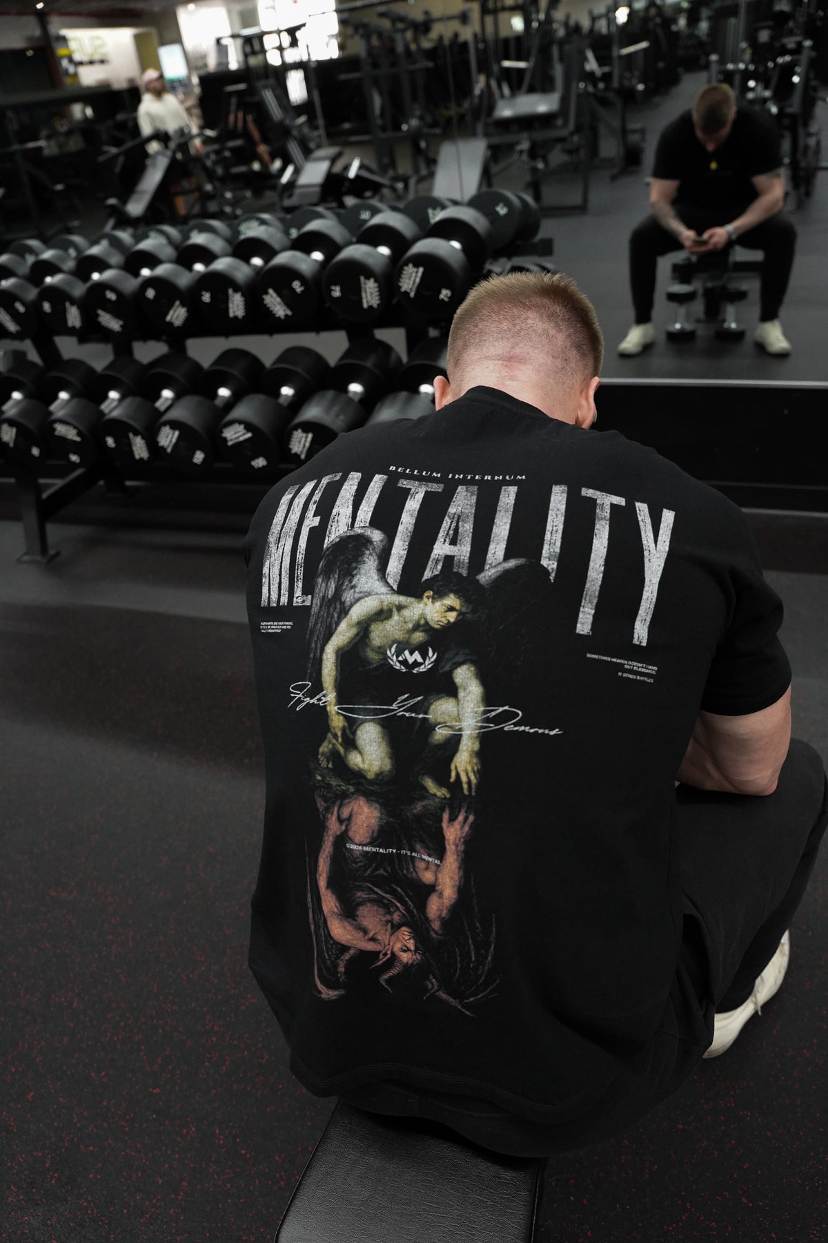 BELLUM INTERNUM TEE - BLACK