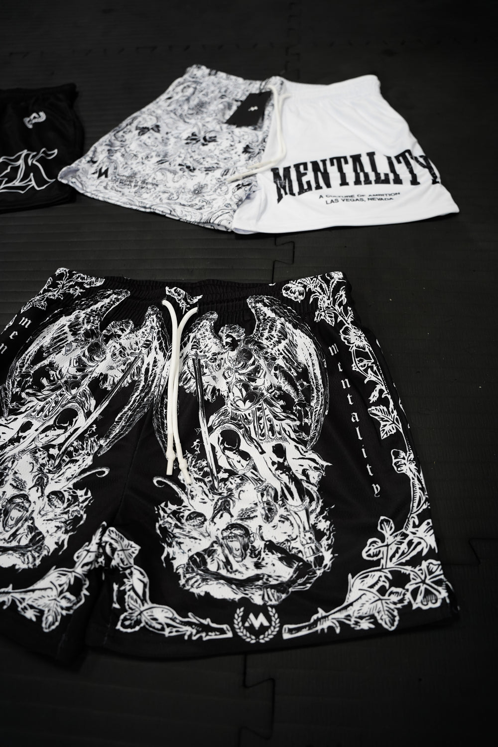 ST.MICHAEL SHORTS - BLACK