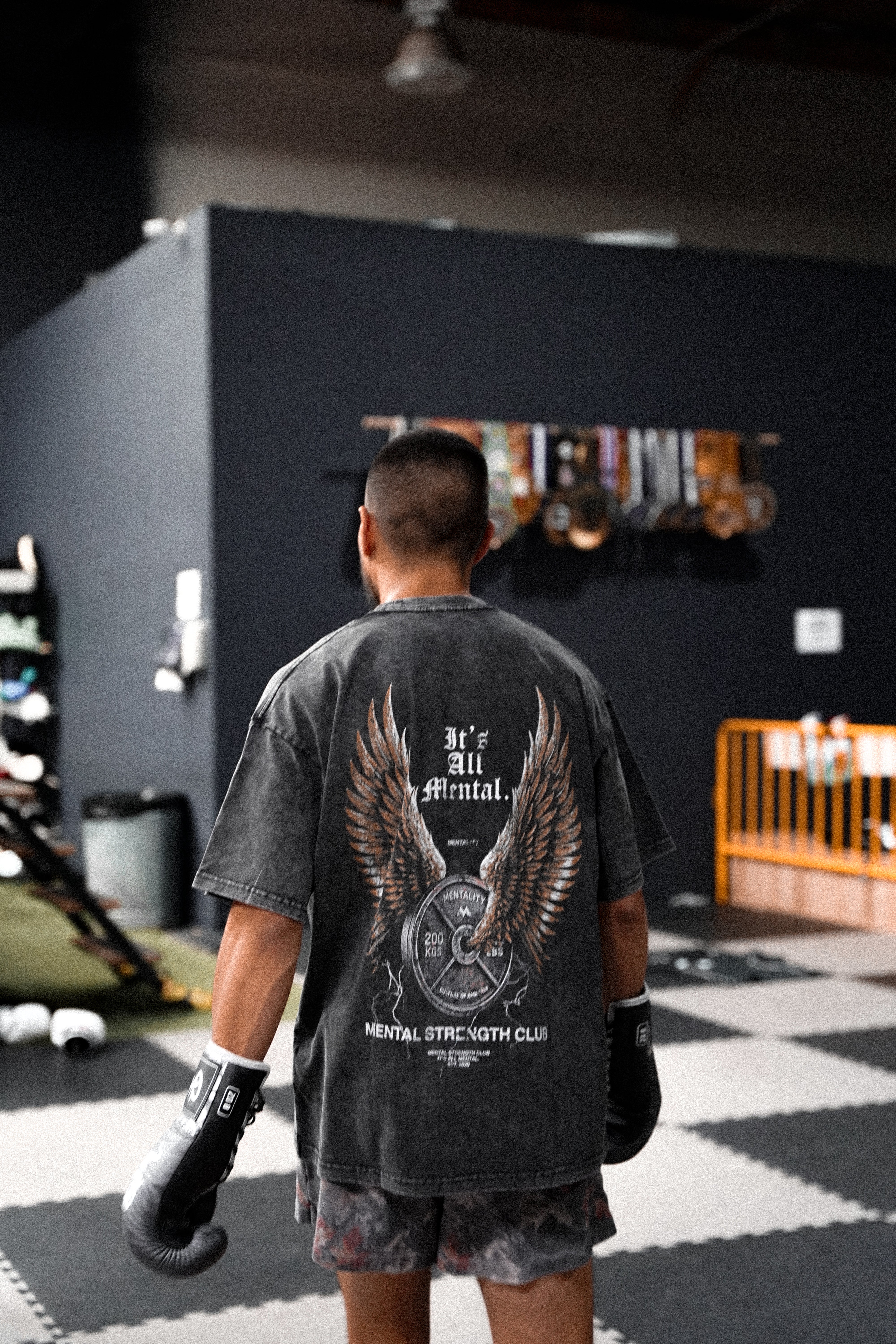 MENTAL STRENGTH CLUB VINTAGE TEE