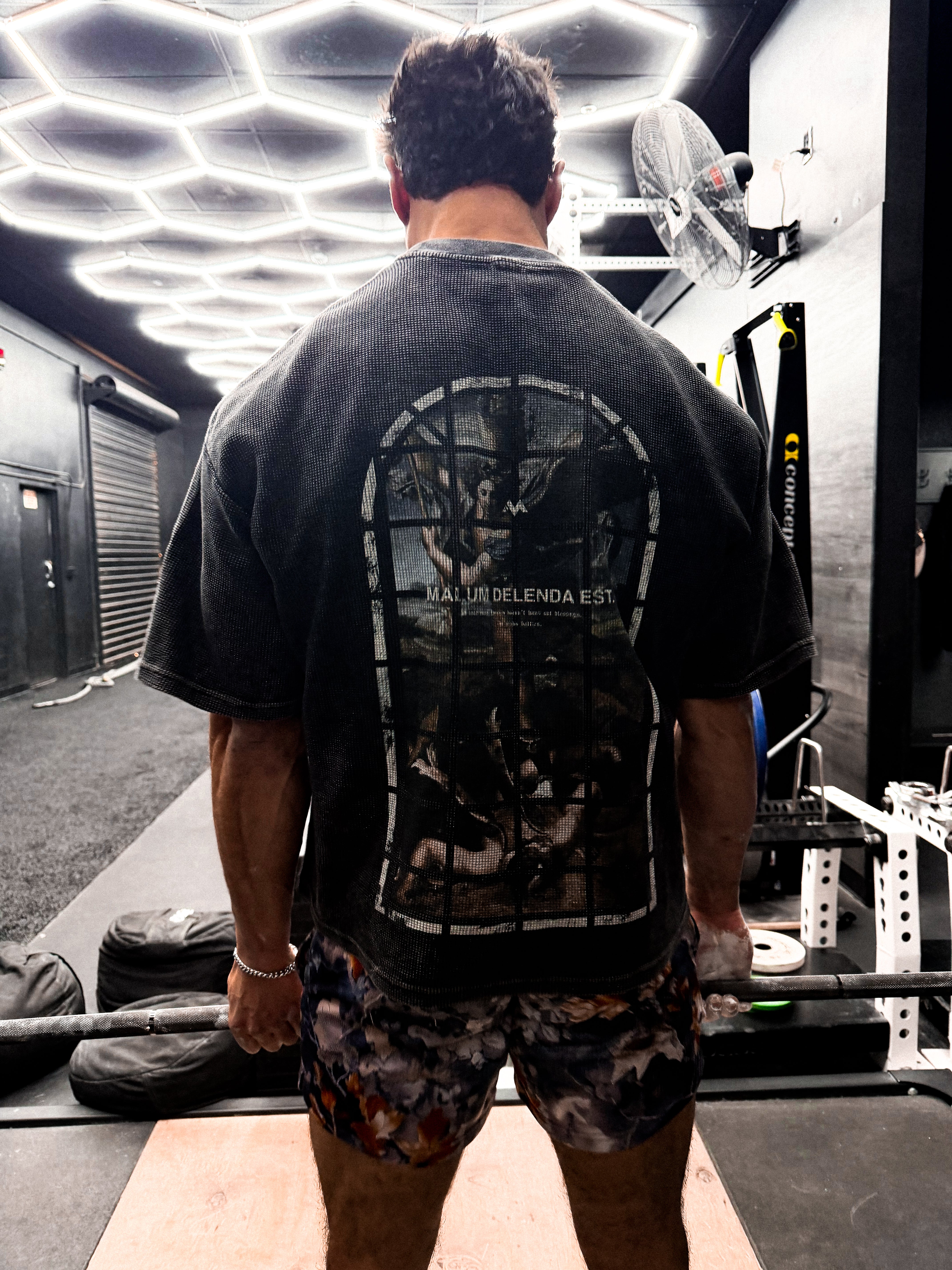 DELENDA VINTAGE WAFFLE TEE