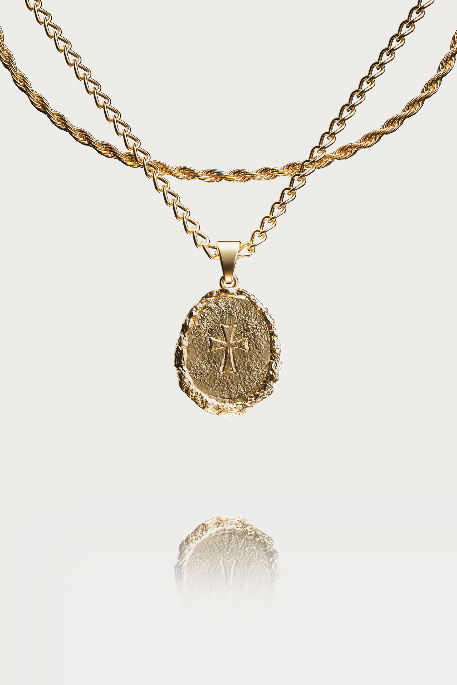 KNIGHT'S PEACE PENDANT - GOLD