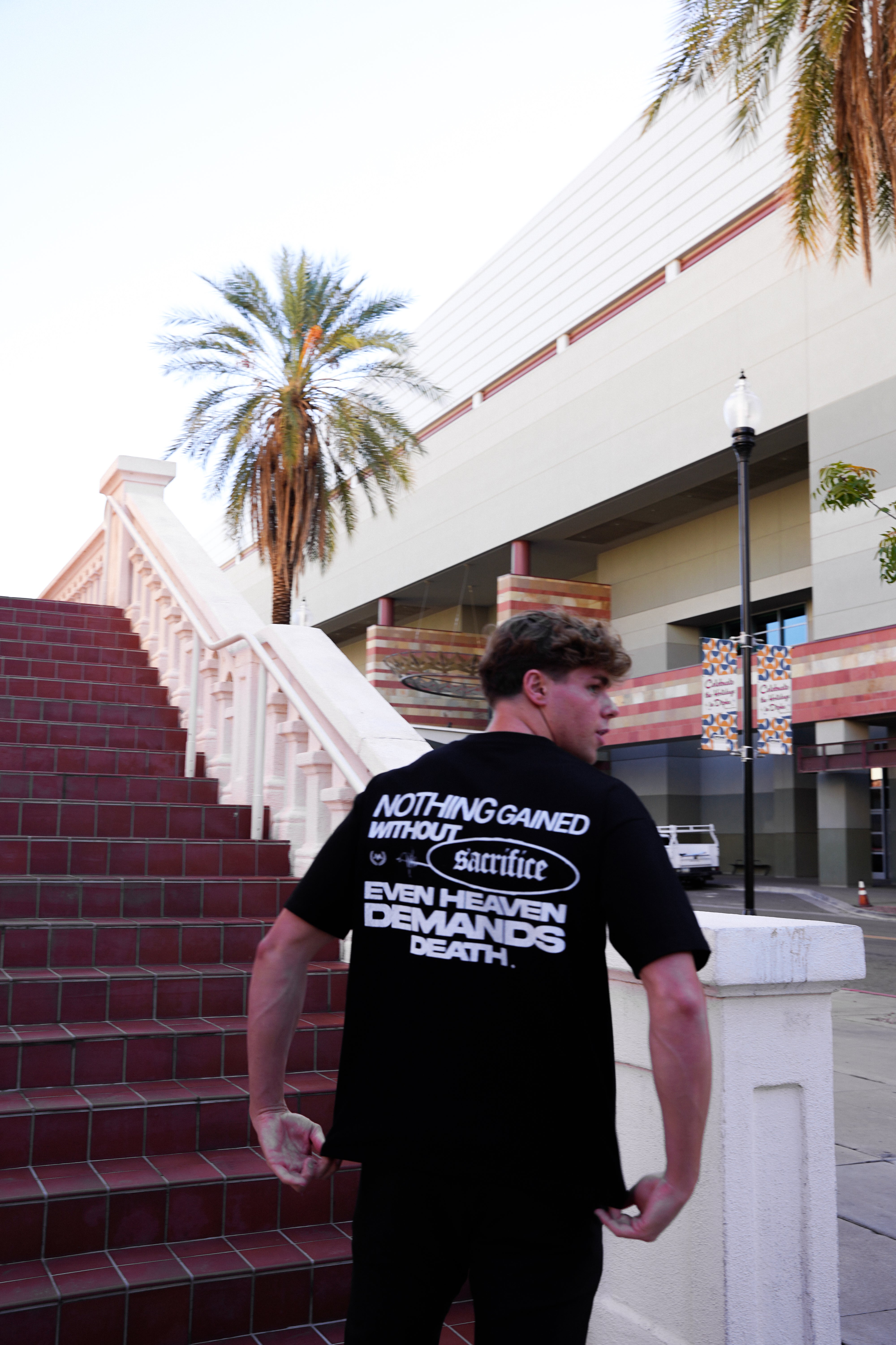 SACRIFICE TEE - BLACK