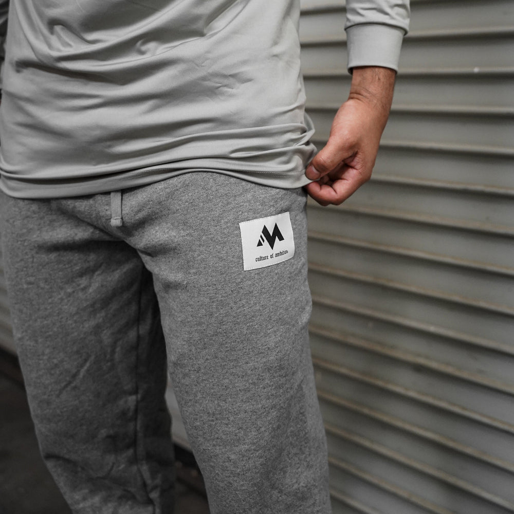 CULTURE SWEATPANTS - GREY