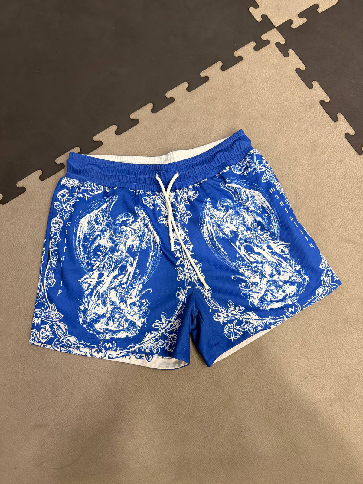 ST.MICHAEL BLUE/WHITE REVERSIBLE SHORT  - MID THIGH