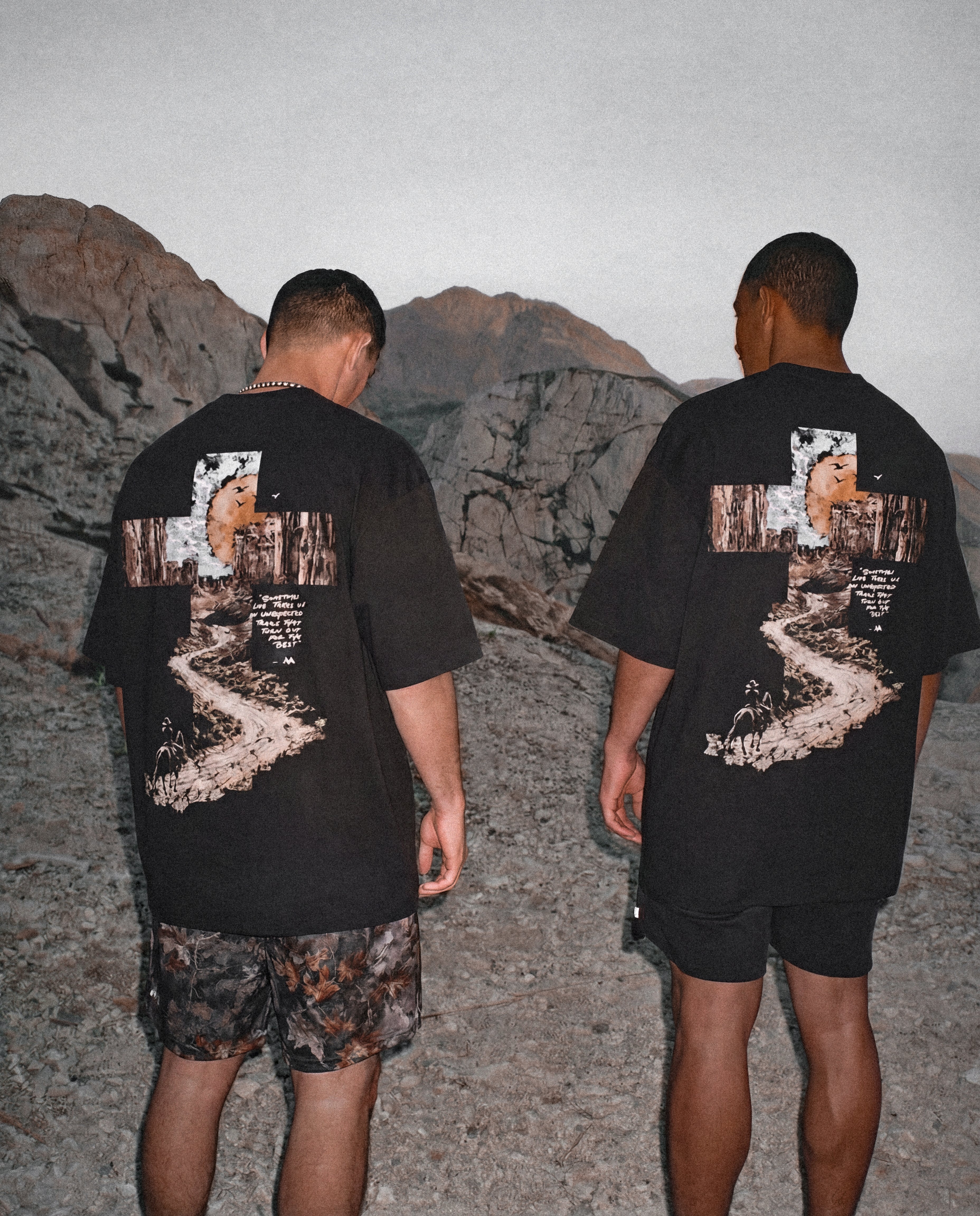PARADISE TRAIL TEE - BLACK